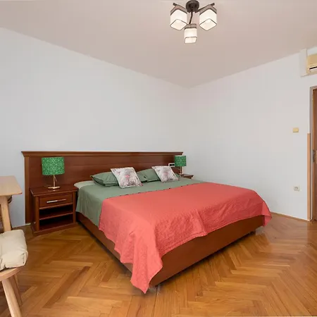 Guest house Medine